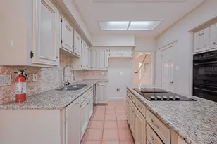 2727 Raintree Dr, Sugar Land, TX 77478 - Photo 24