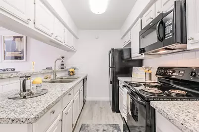 8162 Richmond Avenue #2312, Houston, TX 77063 - Photo 10