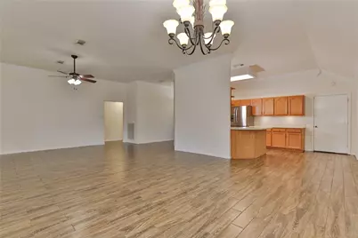 248 Wentworth Drive, West Columbia, TX 77486 - Photo 6