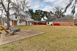 248 Wentworth Dr, West Columbia, TX 77486 - Photo 2