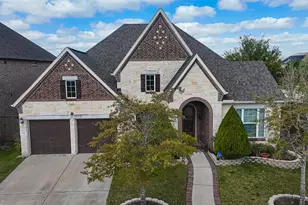 131 Crown Est Wy, Sugar Land, TX 77498 - Photo 4