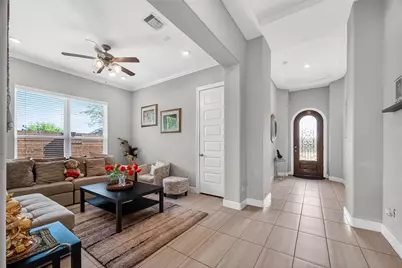 131 Crown Estate Way, Sugar Land, TX 77498 - Photo 6