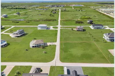 804 Rancho Carribe Drive, Crystal Beach, TX 77650 - Photo 10