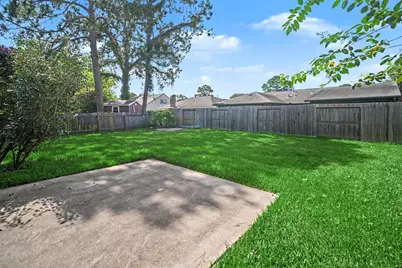 16463 Hickory Knoll Drive, Houston, TX 77059 - Photo 32