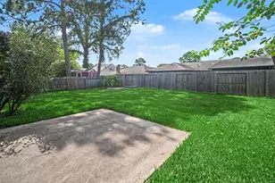 16463 Hickory Knoll Dr, Houston, TX 77059 - Photo 32