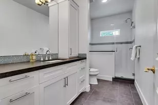 8202 Burkhart, Houston, TX 77055 - Photo 14