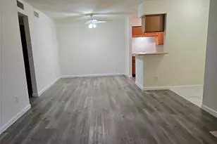 7400 Bellerive Dr, Houston, TX 77036 - Photo 6