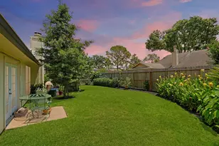 8638 Lake Crystal Dr, Houston, TX 77095 - Photo 20