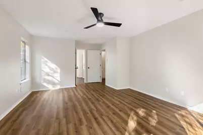 18 Mayfair Grove Court, The Woodlands, TX 77381 - Photo 26