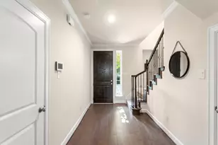 10616 Centre Shadows Dr, Houston, TX 77043 - Photo 12