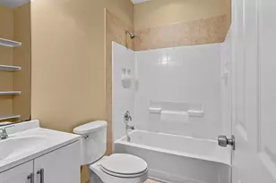 527 12th St, San Leon, TX 77539 - Photo 16