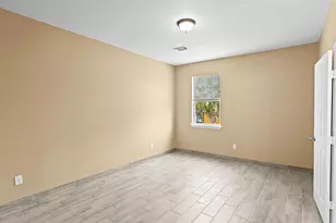 527 12th St, San Leon, TX 77539 - Photo 18