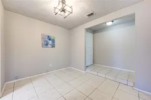 10514 Rancho Bernardo Ln, Sugar Land, TX 77498 - Photo 6