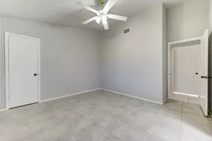 10514 Rancho Bernardo Ln, Sugar Land, TX 77498 - Photo 10