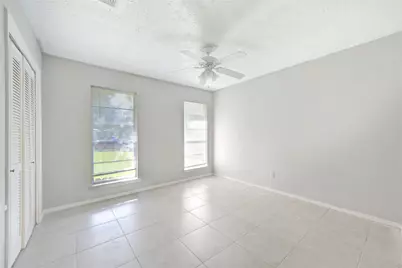 10514 Rancho Bernardo Lane, Sugar Land, TX 77498 - Photo 14