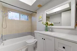 10514 Rancho Bernardo Ln, Sugar Land, TX 77498 - Photo 30