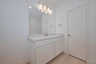 8911 Grovner Pl, Houston, TX 77055 - Photo 22
