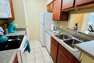 3506 Cove View Blvd, Galveston, TX 77554 - Photo 10