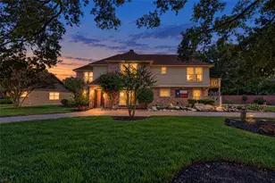 7214 Creek Crest Dr, Houston, TX 77095 - Photo 2