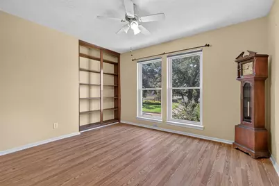 7214 Creek Crest Drive, Houston, TX 77095 - Photo 32