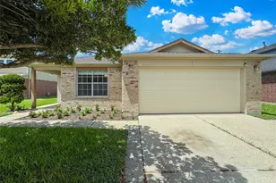 3209 Wheatmeadow Ct, Pearland, TX 77581 - Photo 2