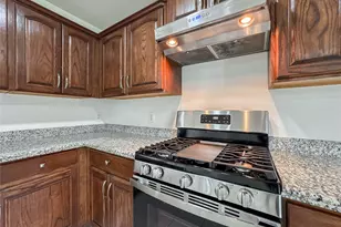 3209 Wheatmeadow Ct, Pearland, TX 77581 - Photo 12