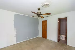 618 W 9th St, Freeport, TX 77541 - Photo 18