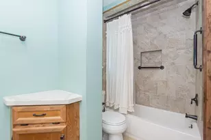 618 W 9th St, Freeport, TX 77541 - Photo 22