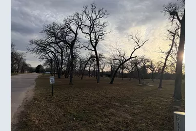 26667 Deerwood Drive, Hempstead, TX 77445 - Photo 2