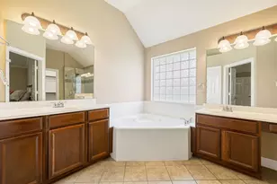 2630 Tranquil Oaks Ct, Houston, TX 77345 - Photo 24