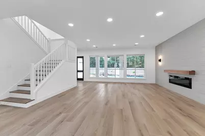 30 E Wedgemere Circle, The Woodlands, TX 77381 - Photo 8