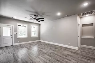 816 County Road 6609, Dayton, TX 77535 - Photo 12