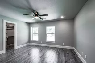 816 County Road 6609, Dayton, TX 77535 - Photo 32