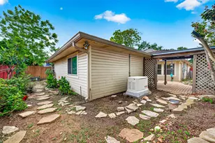 11007 Bandlon Dr, Houston, TX 77072 - Photo 48