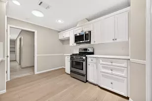 11007 Bandlon Dr, Houston, TX 77072 - Photo 16