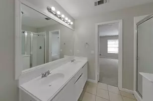 6214 Majesty Ln, Houston, TX 77085 - Photo 8