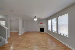 6214 Majesty Ln, Houston, TX 77085 - Photo 2