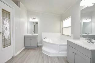 12754 Roy Harris Loop, Conroe, TX 77306 - Photo 8