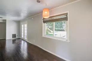 18222 Point Lookout Dr, Nassau Bay, TX 77058 - Photo 12