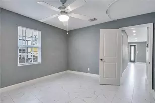 1107 E 40th 1/2 St, Houston, TX 77022 - Photo 14