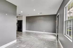 1107 E 40th 1/2 St, Houston, TX 77022 - Photo 6