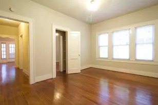 303 Northwood St, Houston, TX 77009 - Photo 16