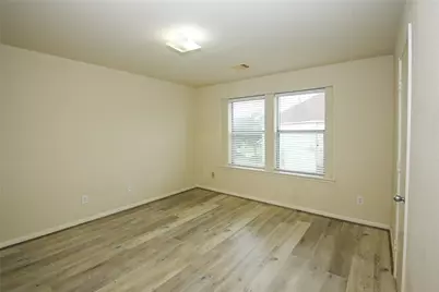 13034 Stratford Skies Lane, Houston, TX 77072 - Photo 6