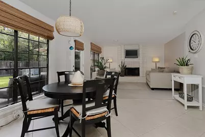 95 N Pathfinders Circle, The Woodlands, TX 77381 - Photo 14