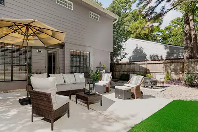 95 N Pathfinders Circle, The Woodlands, TX 77381 - Photo 24