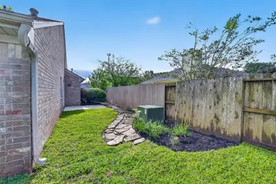 3238 E Rangecrest Place, Sugar Land, TX 77479 - Photo 34