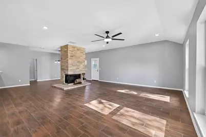 3238 E Rangecrest Place, Sugar Land, TX 77479 - Photo 6