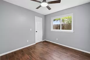 3238 E Rangecrest Pl, Sugar Land, TX 77479 - Photo 16