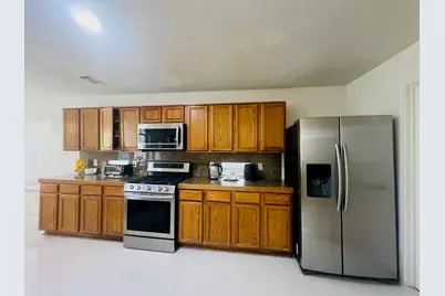 14802 Mission Hills Drive, Houston, TX 77083 - Photo 6