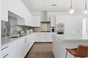 4521 San Felipe St, Houston, TX 77027 - Photo 2